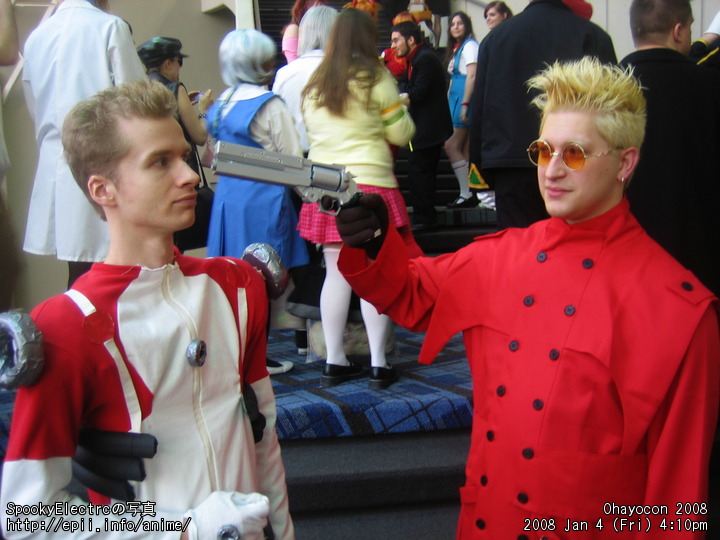 Trigun Knives vs Vash eπi.info